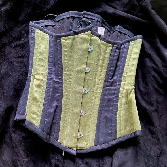 Isabella Corsetry victorian underbust 22" - Picture 1 of 5
